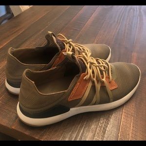 Olukai Mio Li  Sz 11 Mens tennis shoes